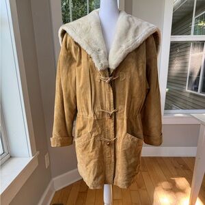 Vintage Wilson’s Tan Suede Leather Anorak Drawstring Jacket Faux Fur Hood Large